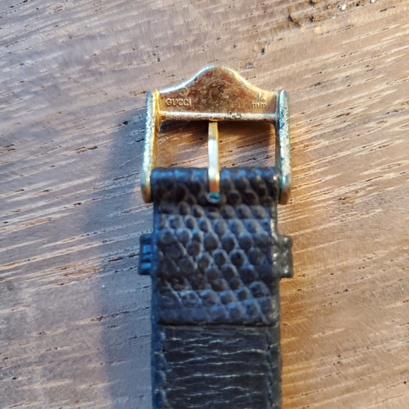 Vintage GUCCI Watch ⌚️ - Picture 8 of 10